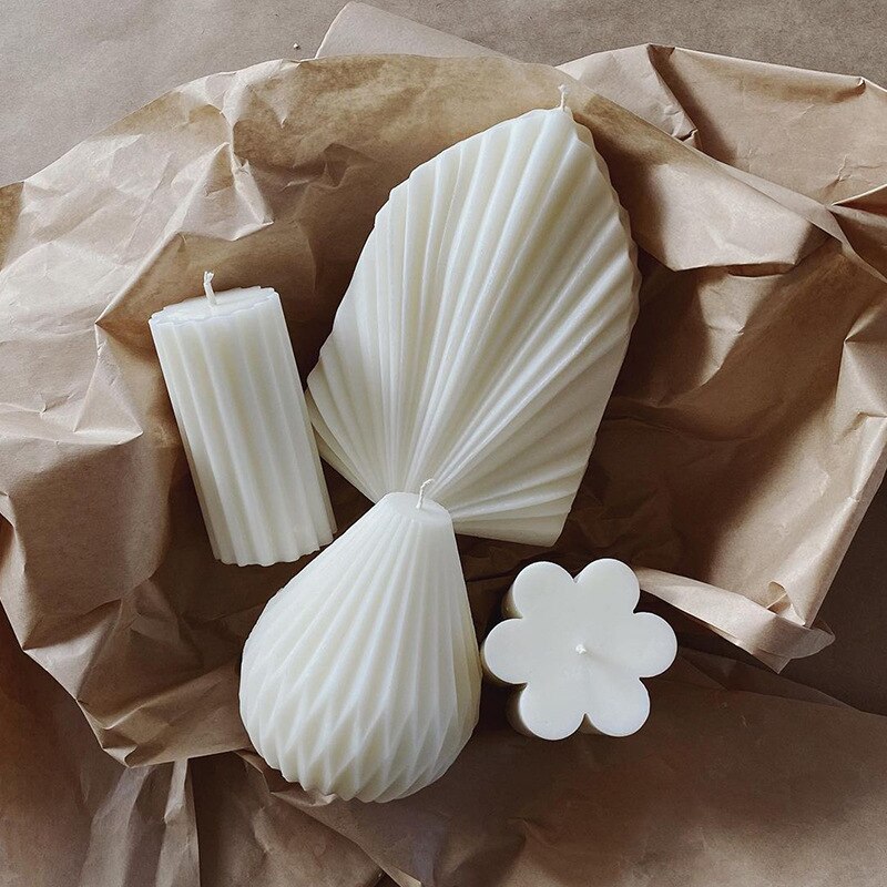 נר גיאומטרי ריחני - יסמין - שעוות סויה